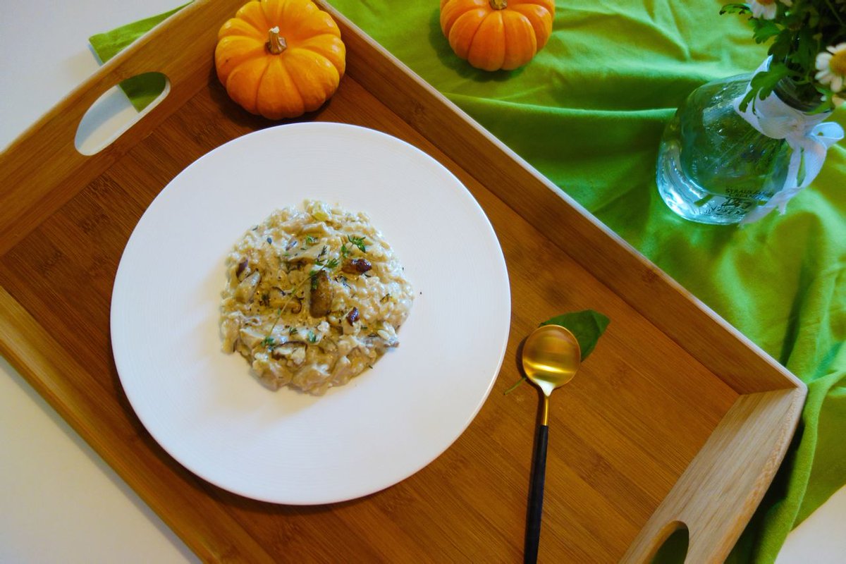 jjjinpp's tweet photo. Just found the coziest hidden bistro in the city! Their truffle mushroom risotto is creamy, packed with umami and melts in your mouth. 10/10 would come back for seconds! https://t.co/6TXSipzSE3