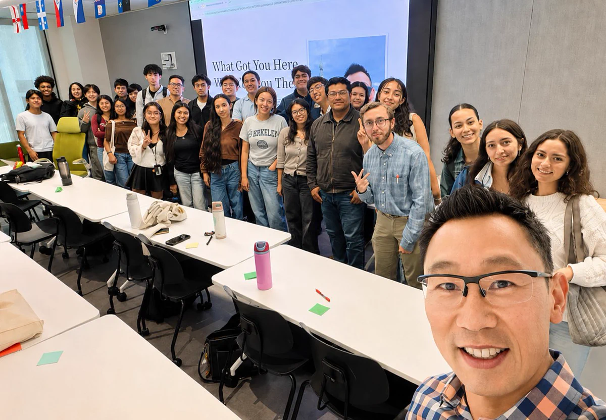 David Yee poses with PREP students in a group selfie. (Courtesy)