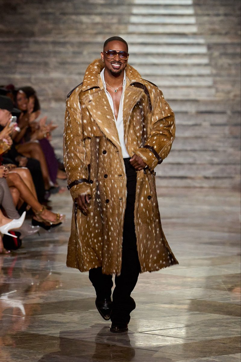 LegendaryLade's tweet photo. LaQuan Smith wearing a custom deer print coat based on his Spring 2027 collection!🔥 https://t.co/RJY8Uyrf2i