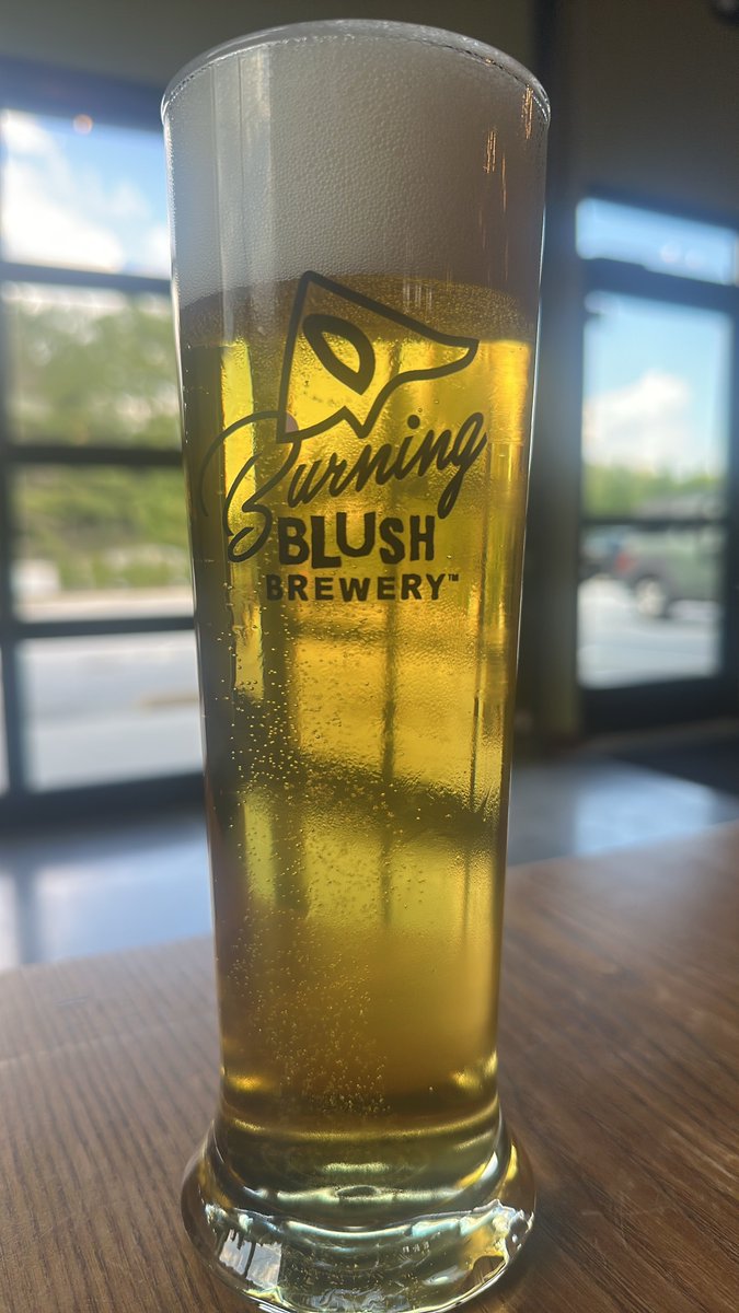 BEERwithJEFF's tweet photo. will probably have 2 or so. Wednesday $4 pints, any beer. Can’t beat it. #beer #wednesdaybeers https://t.co/9Oc4flVpol