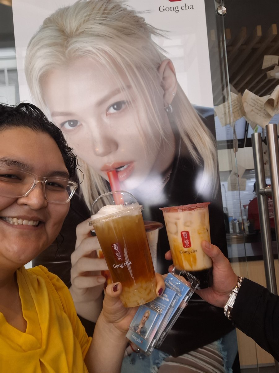 LocatisSelene's tweet photo. Gracias Gong cha por hacer a Felix embajador. Para estas colaboraciones si me alcanza https://t.co/JGrK2ayXsV