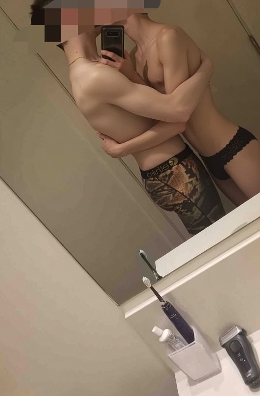 shenidafollower's tweet photo. first time trying panties ended up face against the glass for the better part of two hours

#mlm 

@effeminato https://t.co/OeVK8IrccT