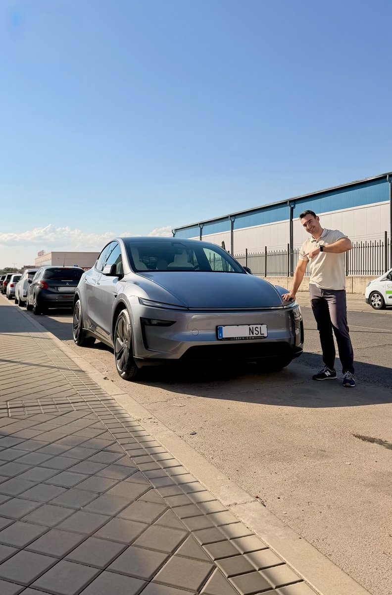 mmrdeveloper's tweet photo. Se viene nuevo contenido próximamente 🔥

Tesla Model Y Premium AWD 2026 https://t.co/DiHcSzyR44