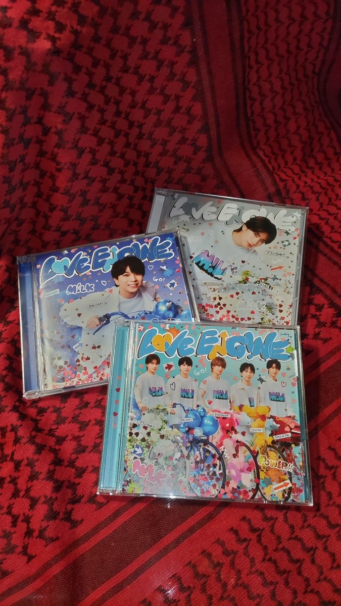 aki_suke89's tweet photo. 初動で今年のアルバム売上首位、ときユニ2日間でMV再生1000万回以上、夜勤続きな上に気圧のせいか体調絶不調だけど、エンジン全開にしていかないと。

#MILK 
#みるきーず https://t.co/Zvrn67bt4T