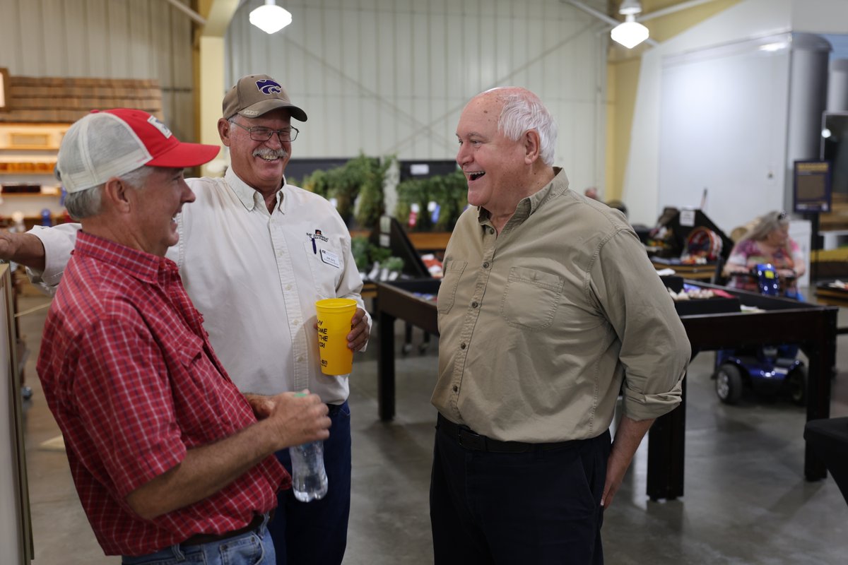 RepRonEstes's tweet photo. Enjoyed being at the Kansas State Fair this weekend and speaking at the Kansas Farm Bureau Ag Leadership Breakfast. I shared the latest federal legislative updates and thanked our farmers and ranchers for their hard work. #WheresRon https://t.co/7N7Ova2LKp