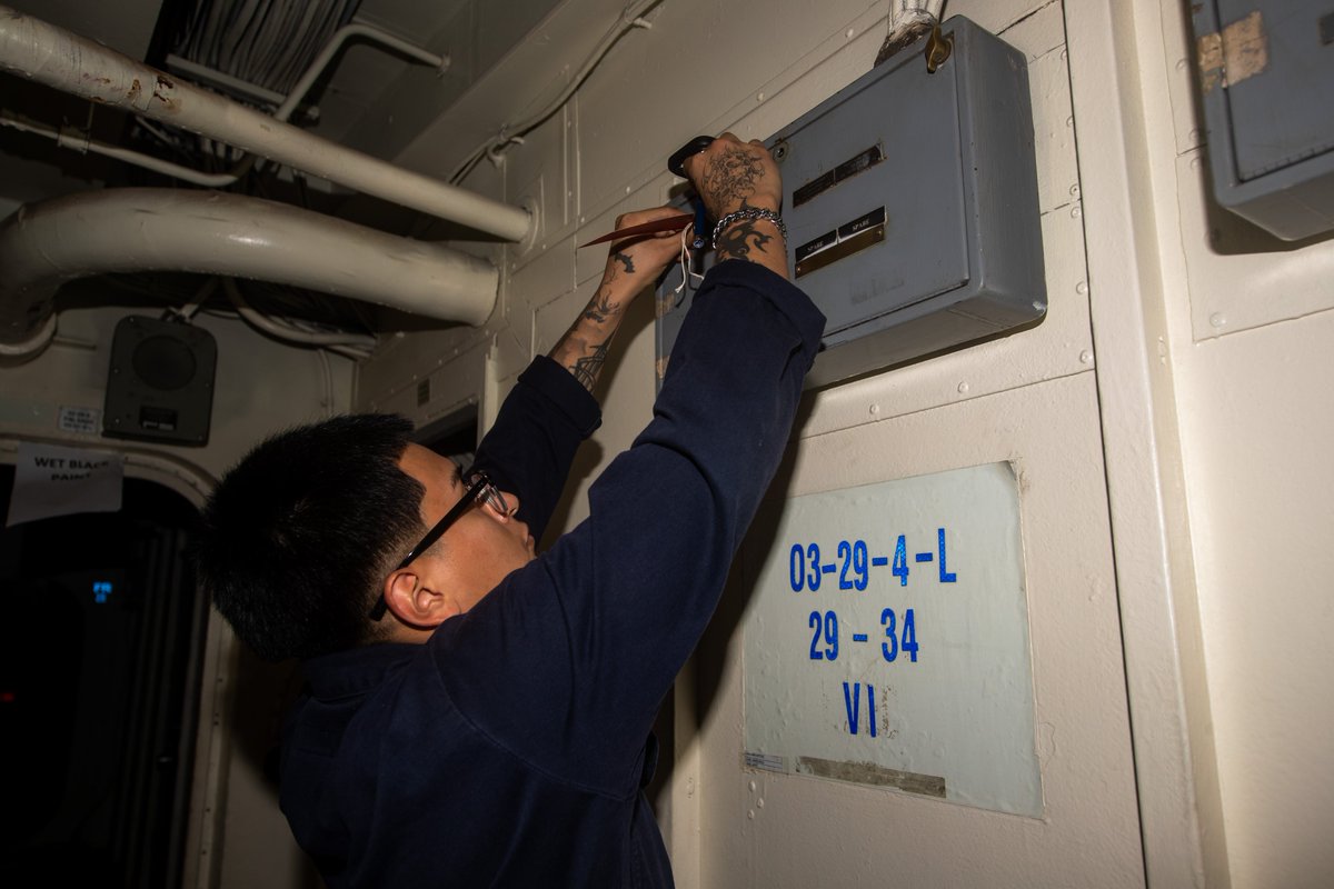 GW_CVN73's tweet photo. Power, propulsion and readiness come together!

Sailors, from Engineering, conduct maintenance and monitor vital systems throughout the ship, ensuring the equipment remains operational &amp; mission ready while supporting @US5thFleet operations in the @CENTCOM area of responsibility. https://t.co/QSe0i7GQJ8