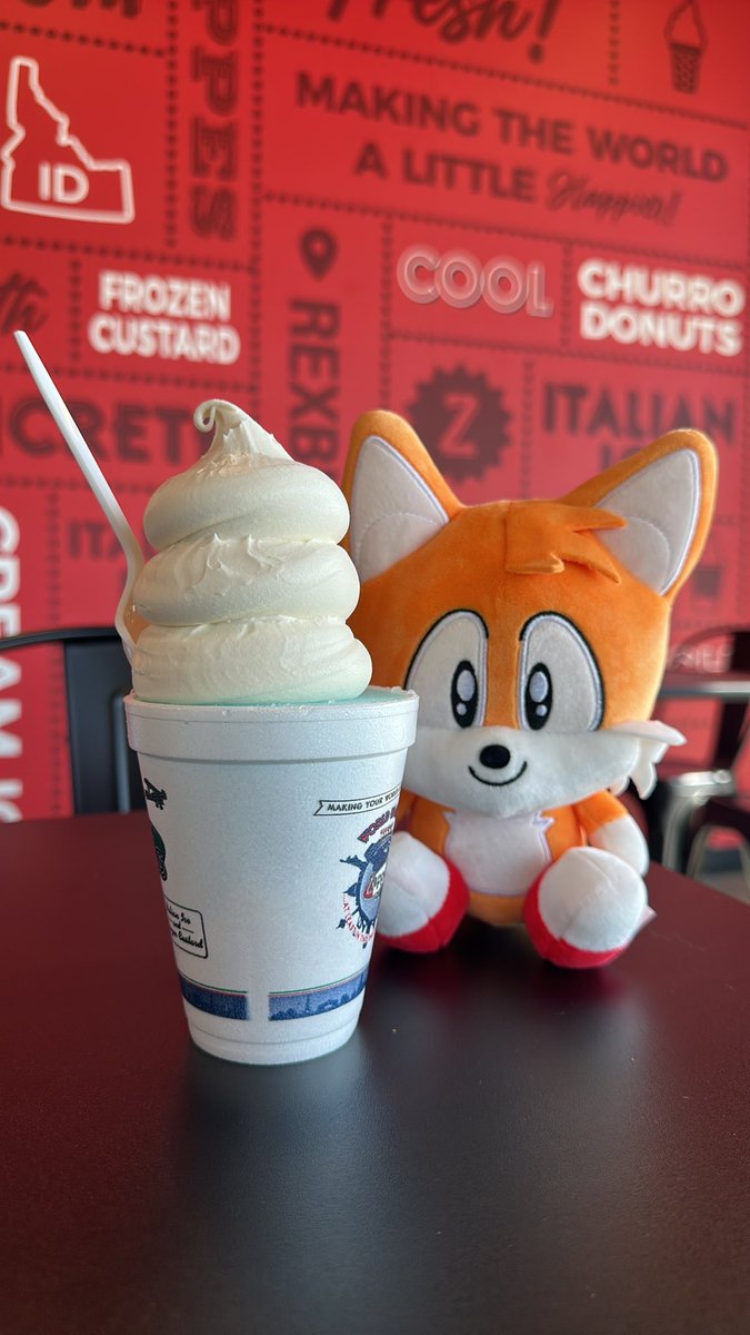 PlushTails's tweet photo. Yummy! https://t.co/jhpfqOruni