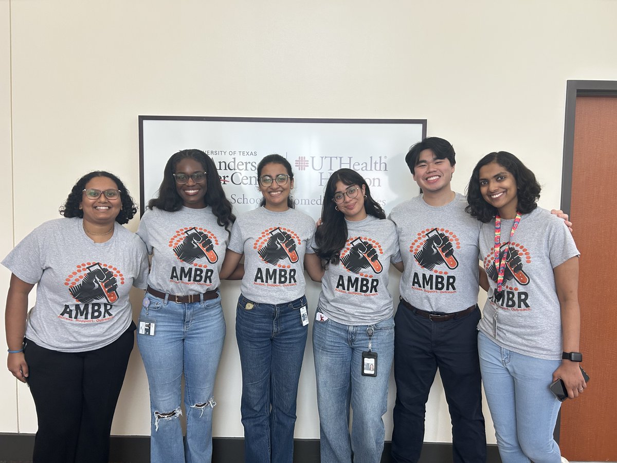 MDA_UTHGrad's tweet photo. A tradition worth celebrating! 🎉 The Association of Minority Biomedical Researchers (AMBR) came together today for AMBRunch, with good food, bingo, and plenty of opportunities to connect.

Cheers to another year of celebrating community and keeping the AMBRunch tradition going! 🥳

#WeAreGSBS