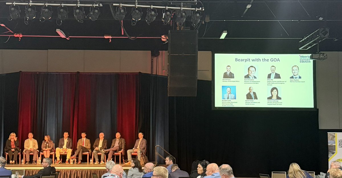 RodFrank12's tweet photo. #StrathconaCounty #SherwoodPark at Mid Sized cities conference this week, advocating with our peers on advancing levels of municipal services - fire, police, transit, roads, social & family, and recreation, parks and culture. https://t.co/eEwa576fIR