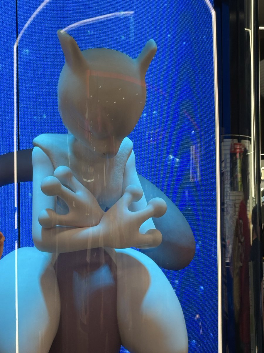 Ponta8p's tweet photo. 30thめでたい🎉

渋谷で願掛けしたおかげでミュウツー現れてウッキウキ開封でしたぁぁ⊂((・x・))⊃
追加抽選当たってくれ〜！ https://t.co/4L7MBBiIZv