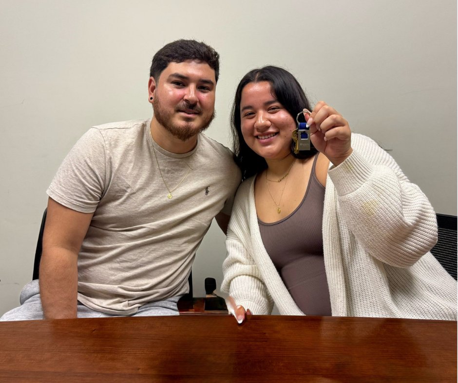 RyanHomes1948's tweet photo. Veronica &amp; Wilber are officially homeowners! 🏡🎉

Their favorite part was getting to see their home come to life throughout the building process. 

Thank you for choosing Ryan Homes to be part of your new home journey. 💙

📸: Veronica &amp; Wilber

#RyanHomes #NewConstructionHomes https://t.co/l1GVHFq33t