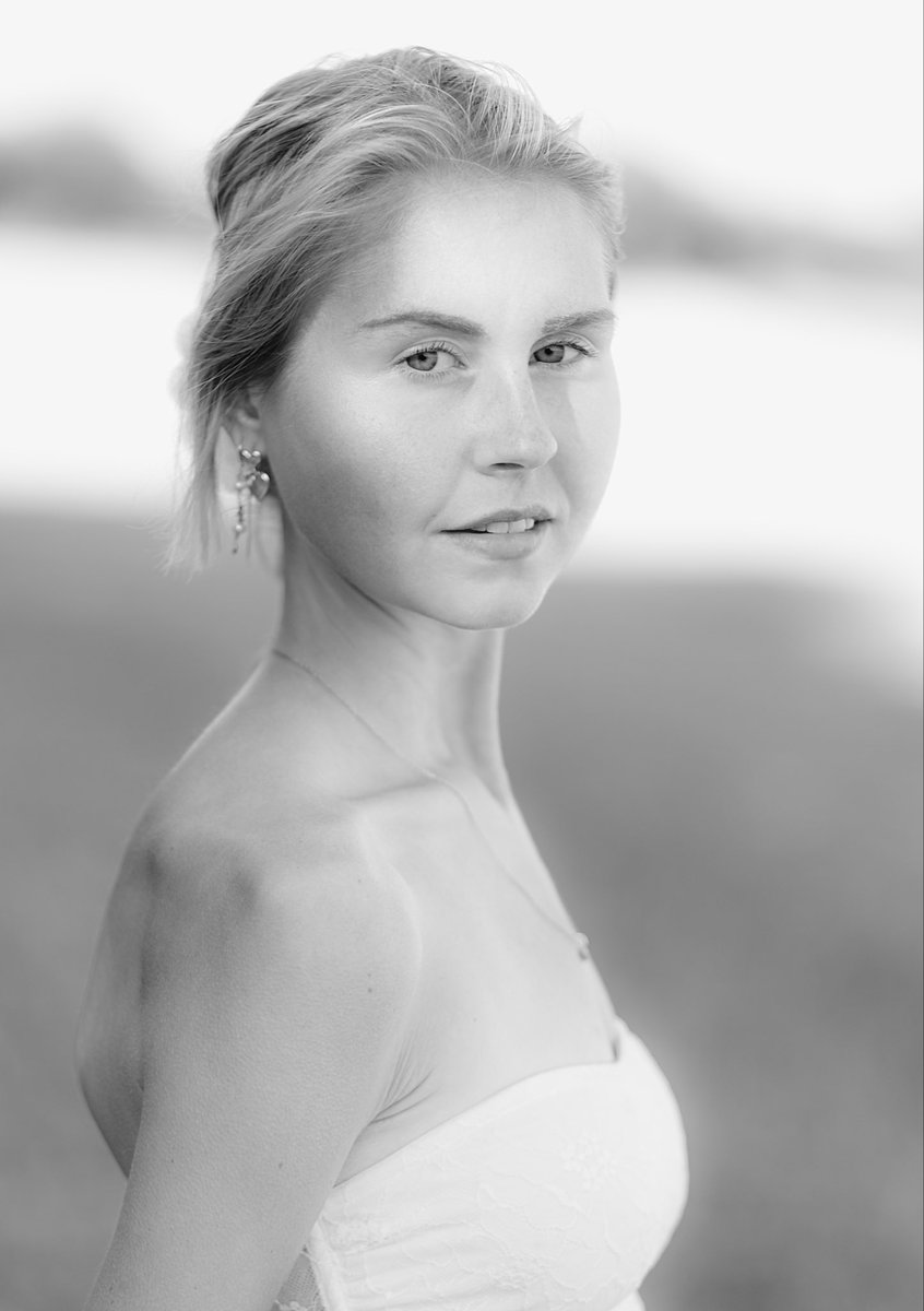 FotographyMt's tweet photo. Danish Beauty.
Model Karen K. H. Hagensen.
#female #woman #girl #young #youngmodel #model #modelphotography #modelshoot #beauty #brautiful #denmark #dk #portrait #canon #portraitphotography #colour #blackandwhite #likeforlike #closeup #photography #sweet #truebeauty https://t.co/ifWsWUzVpA