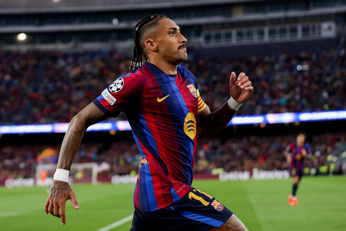FabrizioRomano's tweet photo. 🔵🔴🇧🇷 Raphinha hat-trick means he has now scored 11 season goals in all competitions.

14 G/A. It’s mid September. 🌪️ https://t.co/x8IbasU9LP