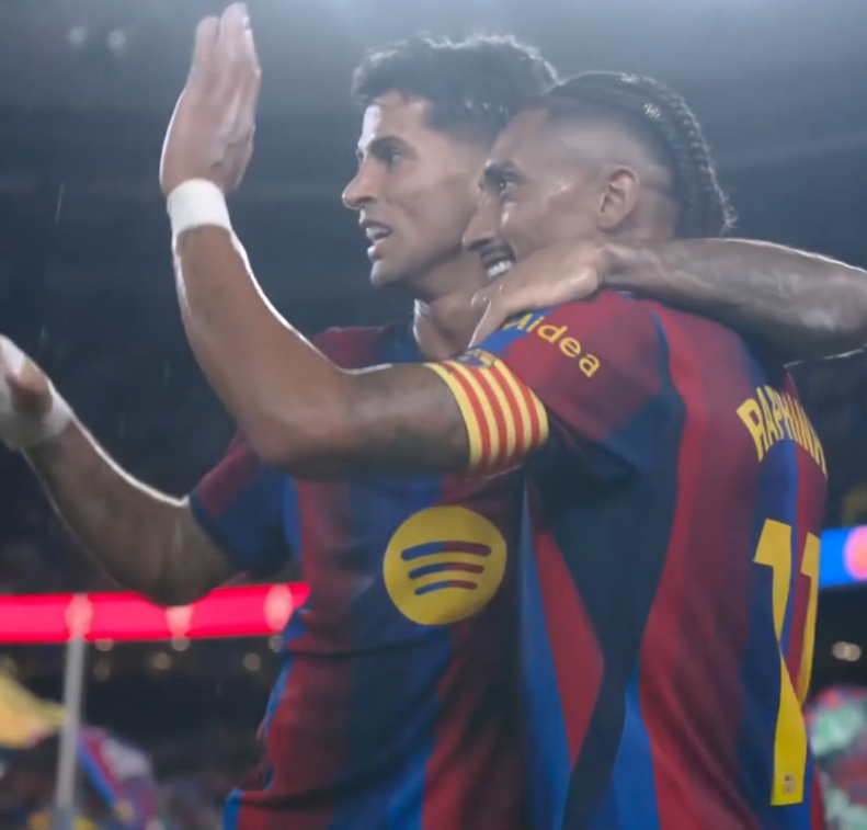 JotzarT's tweet photo. DOBLETE DE RAPHINHA!! Con un lindo pase de Olmo 4-1 el partido barcelona Racing #Laliga #barcelona #fcbarcelona https://t.co/cp1qHFuoWh