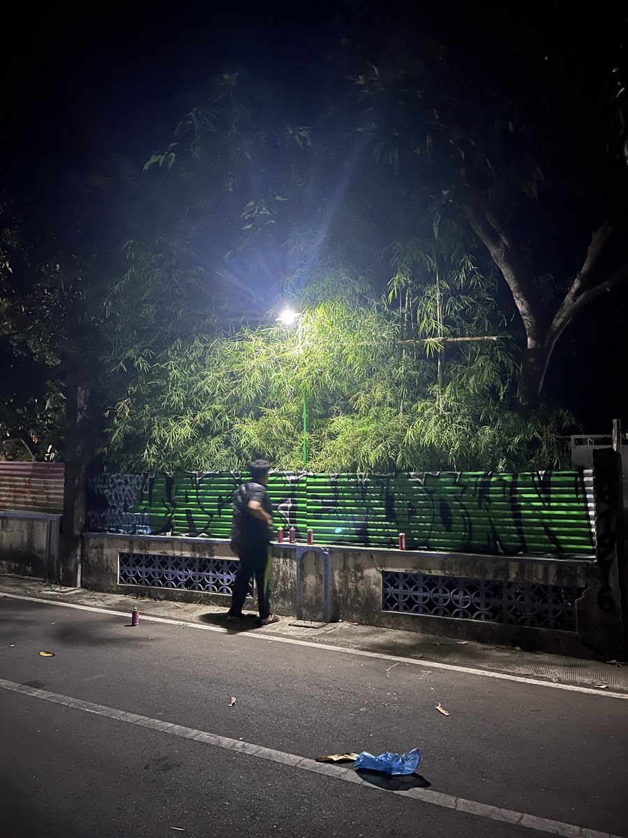 rrraapiii's tweet photo. simpel aja, situ dor sini geser.
menyambut 1 dekade bersama mas maskuh kota👋🏻 https://t.co/vezRN03O6T