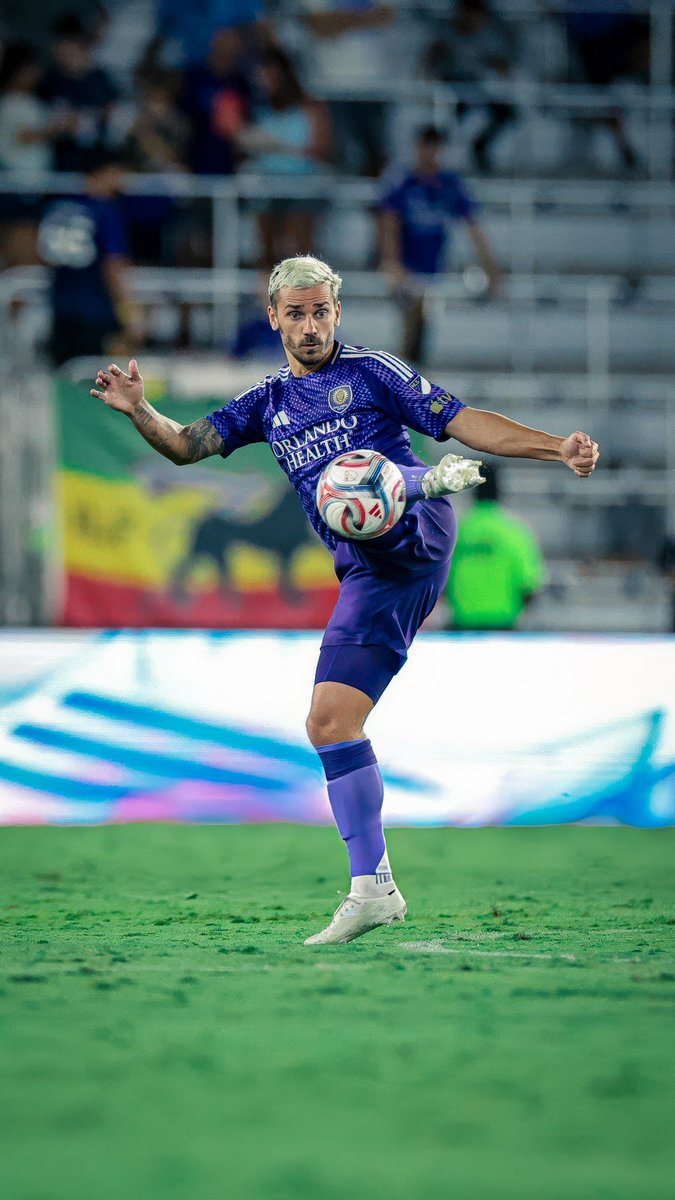 Footbal_Edit_HD's tweet photo. └📂 #OrlandoCity 🇺🇸
└📂 Antonie #Griezmann
➣ @Footbal_Edit_HD
#MSL | #4K | #Wallpaper
📥 4K Version: https://t.co/vbNOYuSJgu https://t.co/MSxnrCw1ZQ
