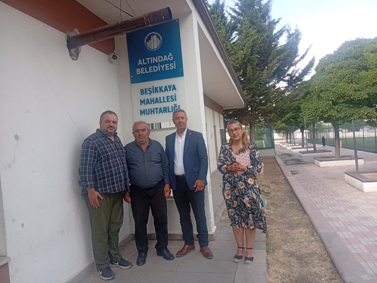 altindagchp's tweet photo. Beşikkaya Mahallesi Muhtarı Sn. Erol KÖRKEM'e Başpınar Mahallesi Muhtarı Sn. Muzaffer KUBAŞIK'a ve Örnek Mahallesi Muhtarı Sn. Muzaffer ÇİFTÇİ'ye
Nazik ev sahiplikleri ve samimi sohbetleri için teşekkür
ediyor, çalışmalarında başarılar diliyoruz. https://t.co/kNrNQBUTCy