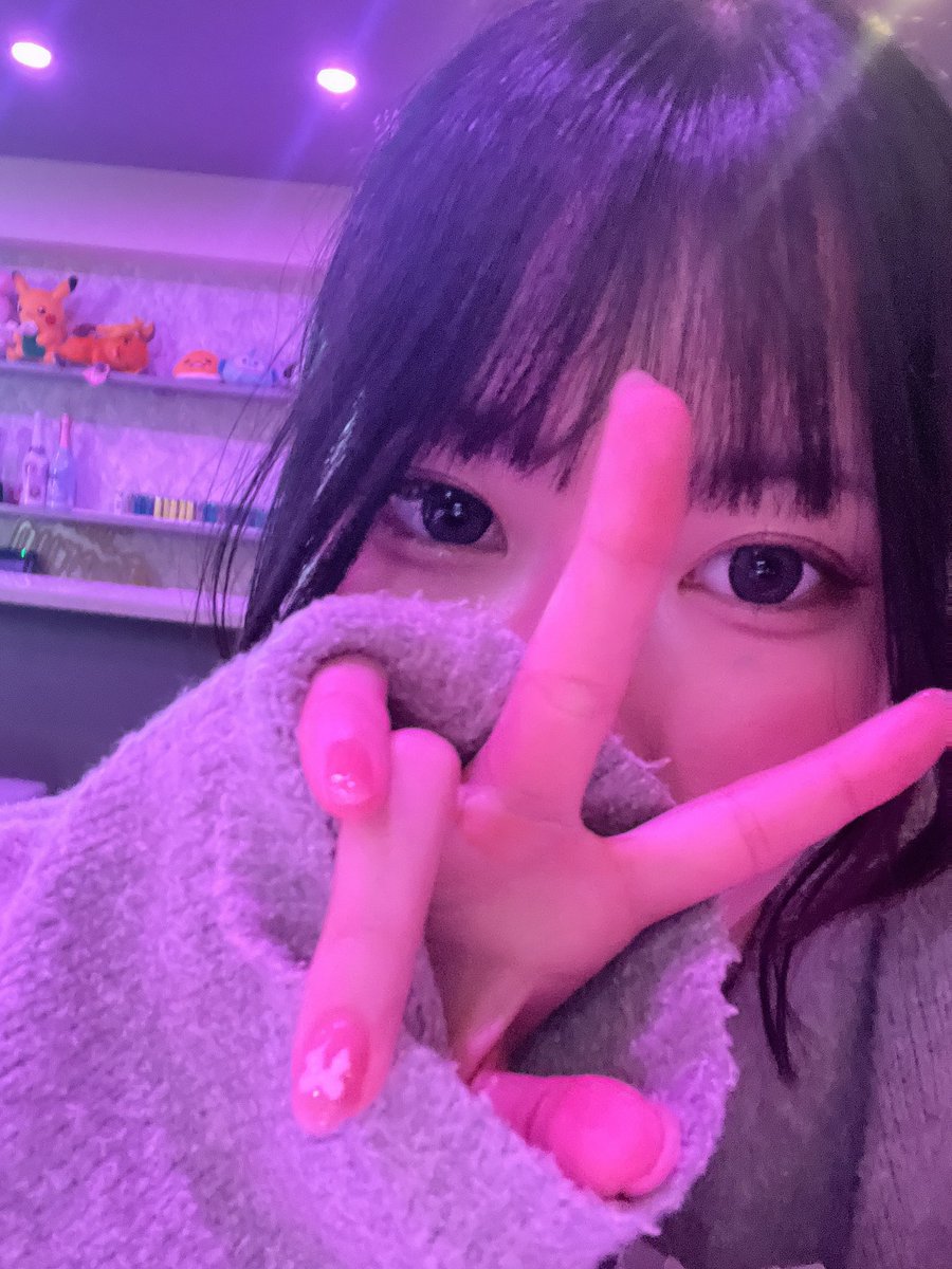 tomisukeroon's tweet photo. そんな過去があったようには思えない生き方を今してるつもりです🙊‼️
被写体もバンドもガールズバーやらせてもろてます🥺
群馬の2年間は、いろんな意味で悲しくて、寂しくて、辛すぎたので
自分を守る方法と考え方とメンタルの持ち方を試行錯誤して今は強くなれてるはずなんです👍 https://t.co/IQDp4otpeJ