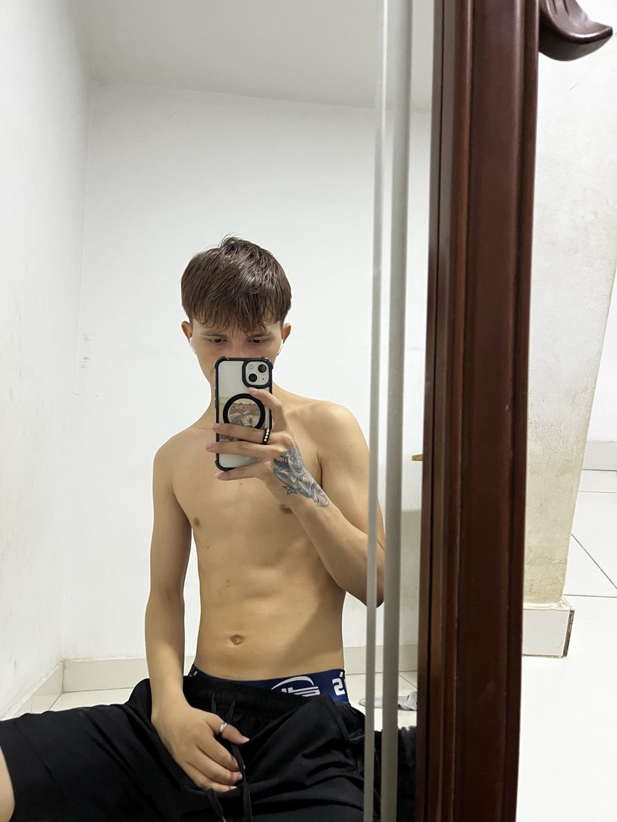 sebas_twikk's tweet photo. Ya me seguiste en Instagram ;) 
Ig: sebasg_day 
#Gaylovefriend #fypシ゚ https://t.co/vwyO54zK9S