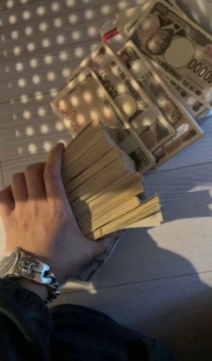 TakayoshiNishi's tweet photo. みんな正直に教えて…！
1ヶ月の生活費、いくらあれば足りる？😭
①10万円
②20万円
③30万円
④100万円
リプ・DMで本音聞かせて🫶🏻
みんなの回答知りたい！ https://t.co/TUQuwpTOyY