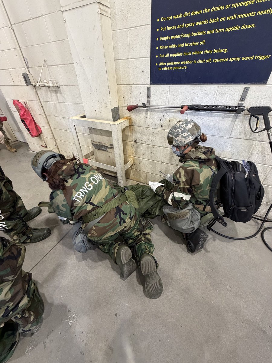 alemrto's tweet photo. 2nd to last day - i had explosive diarrhea https://t.co/8H5BSIHoZE