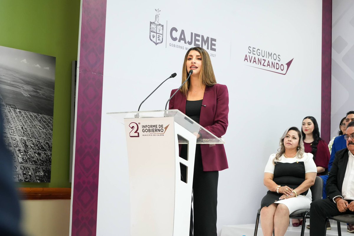 PaulinaOcanaE's tweet photo. En representación de nuestro gobernador @AlfonsoDurazo, acompañé a mi amiga Claudia Santacruz en su Segundo Informe de Gobierno.

Hoy Cajeme avanza con proyectos que se sienten: más vivienda, la tecnificación del Valle del Yaqui, la modernización del aeropuerto y el rescate de espacios como la Laguna del Náinari y el Parque Infantil Ostimuri.

Seguimos haciendo equipo para que vengan más oportunidades, más inversión y más bienestar para las familias cajemenses.