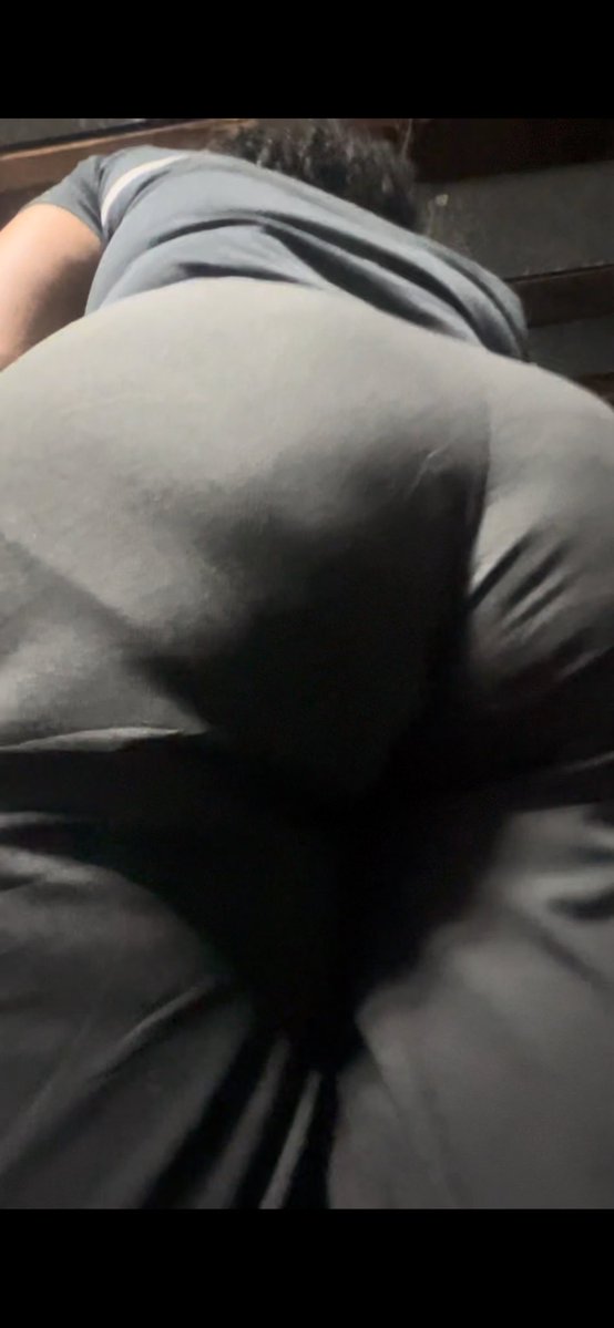 FatGl_acial's tweet photo. Thick Booty Aunt #creepshot #candid #candidass #voyeur https://t.co/t2Z7w8REAz