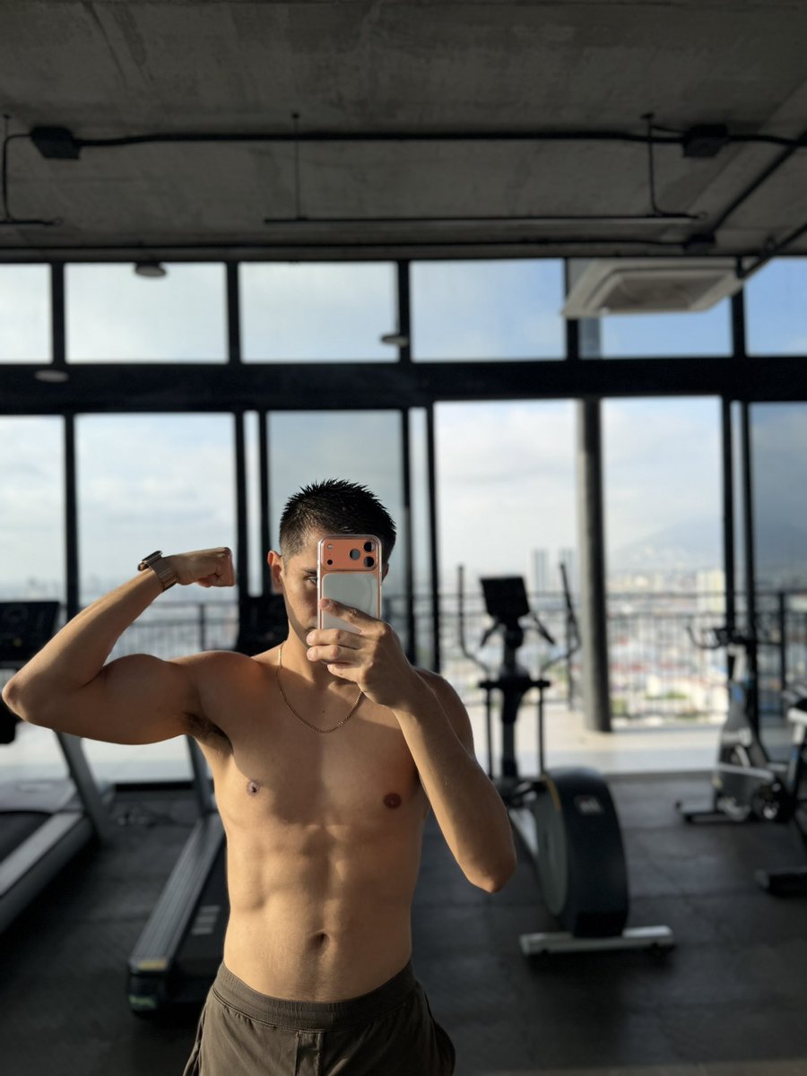 RamyroTorres's tweet photo. Entrenando en el depa 💪 
📍Mty https://t.co/2S66Uu2HWR
