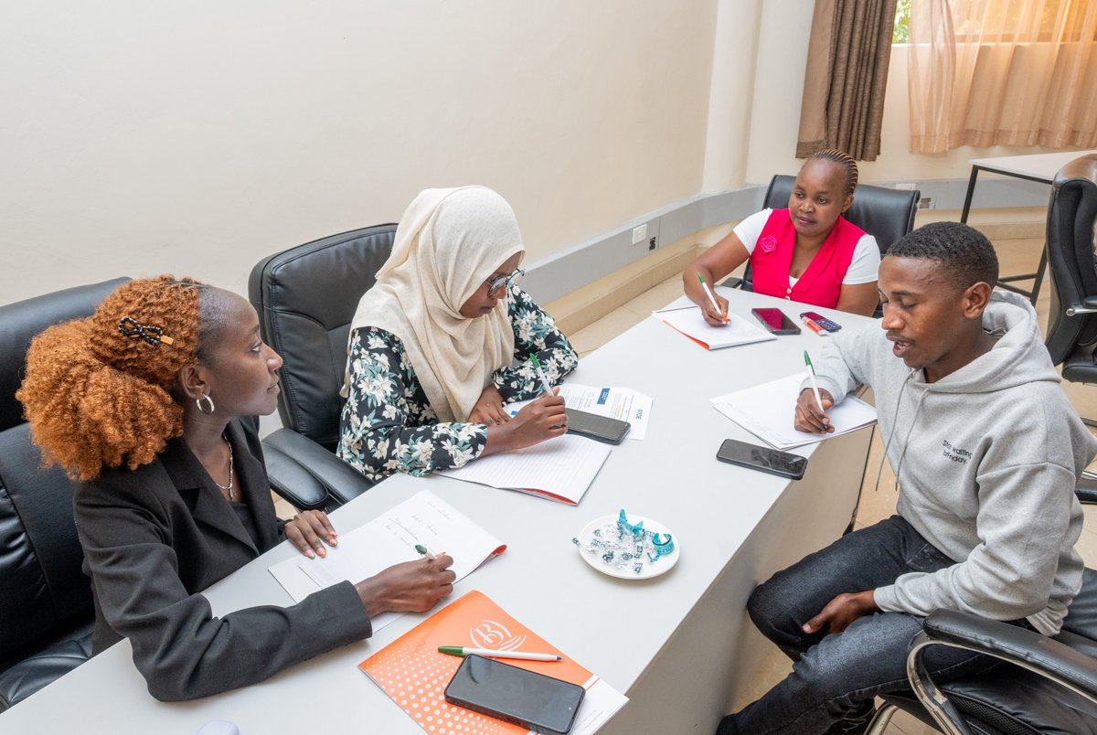 _IPYF's tweet photo. Cross-party dialogue is not about pretending we agree. It is about learning to navigate our differences while creating room for collaboration where our interests and aspirations intersect.

#InterPartyDialogue #PeaceBuilding @KidiMwaga2 https://t.co/Q1bL5Culol