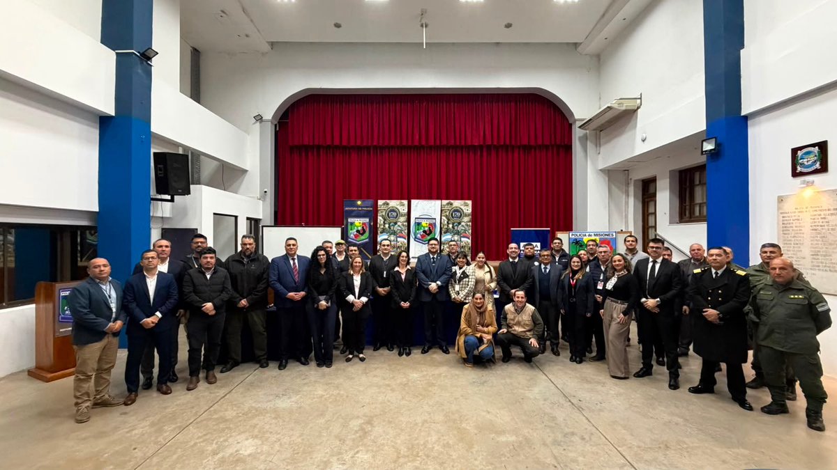 annpparaguay's tweet photo. ANNP FORTALECE SU PARTICIPACIÓN EN LA AGENDA DE INTEGRACIÓN FRONTERIZA CON ARGENTINA…
➕ℹ️🔗 https://t.co/t2ciyDx2av

#ANNP
#GobiernoDelParaguay https://t.co/jcRVsYN2jE