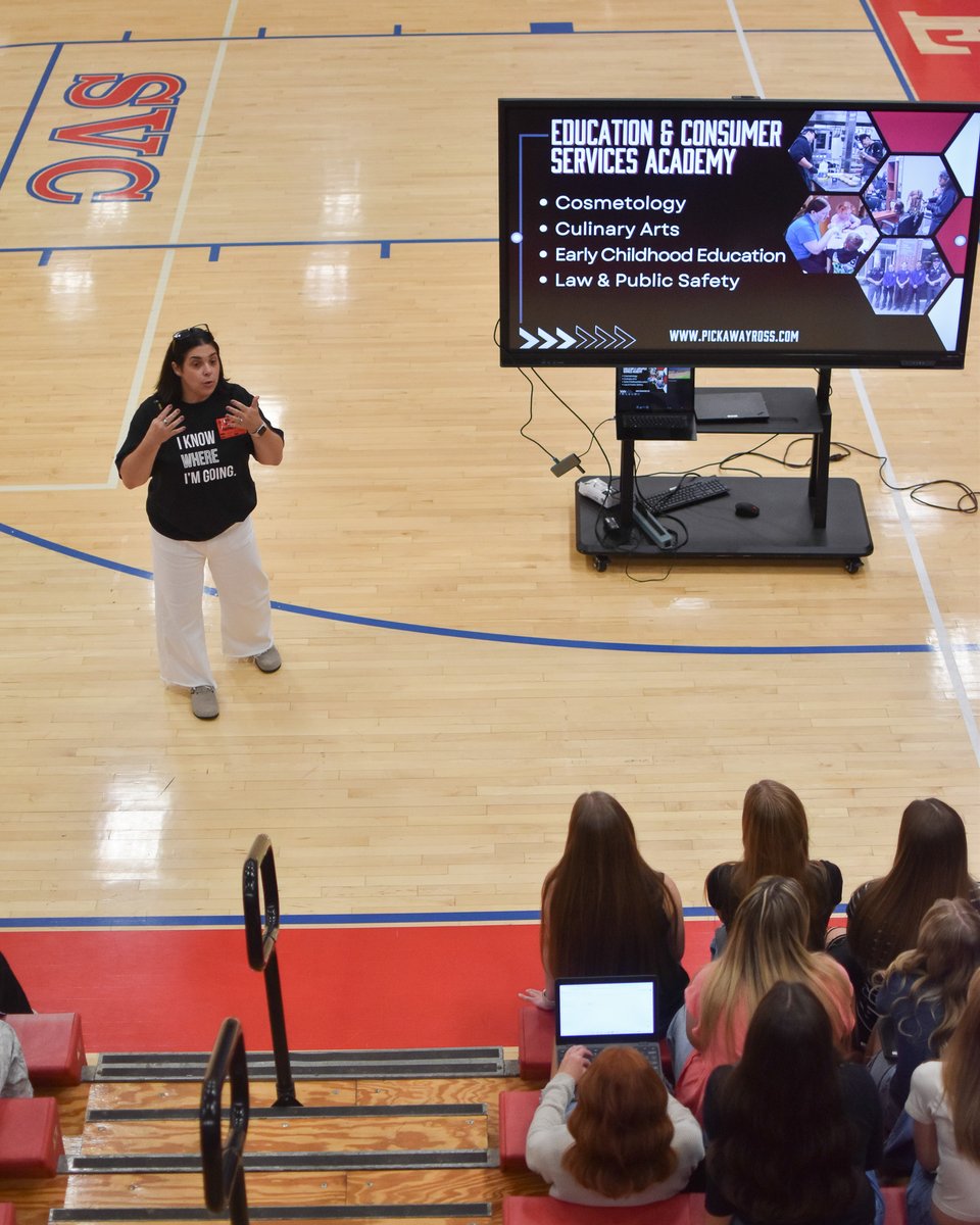 PickawayRossCTC's tweet photo. Sophomore visits are here! Mrs. Barrows, our Career Development Coordinator, started today at Zane Trace and will soon visit our partner schools to share the programs and opportunities available at Pickaway-Ross. Check our other socials for the schedule!  #PRCTCWorks #FutureReady https://t.co/UP7BRkpnKF