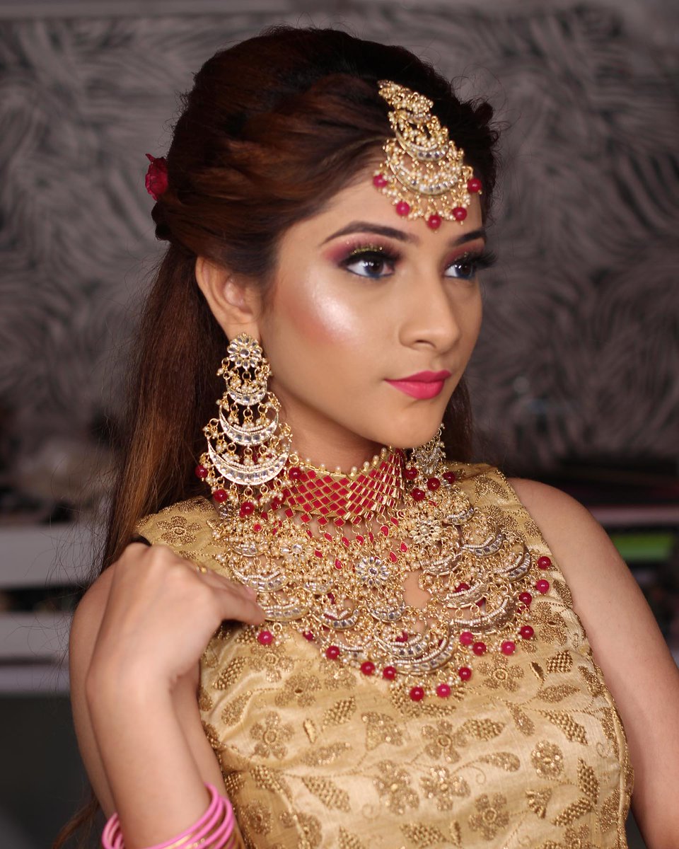 JeanieJacon2's tweet photo. Book your wedding date soon. Hair and makeup by Artistry Avenues by Riya. https://t.co/XvGluIg16F