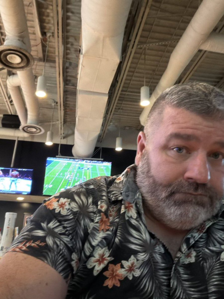 MichaelFred112's tweet photo. https://t.co/8b4yPoVA78