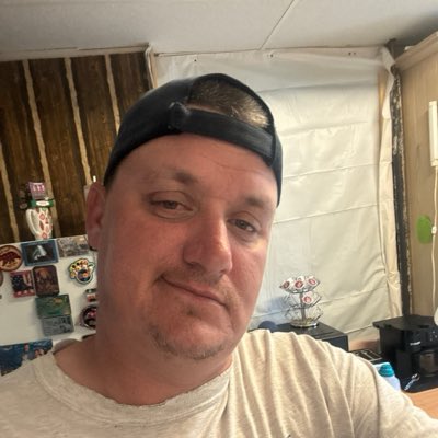 aaronmoon42's tweet photo. #NewProfilePic https://t.co/E7pOEcqgru