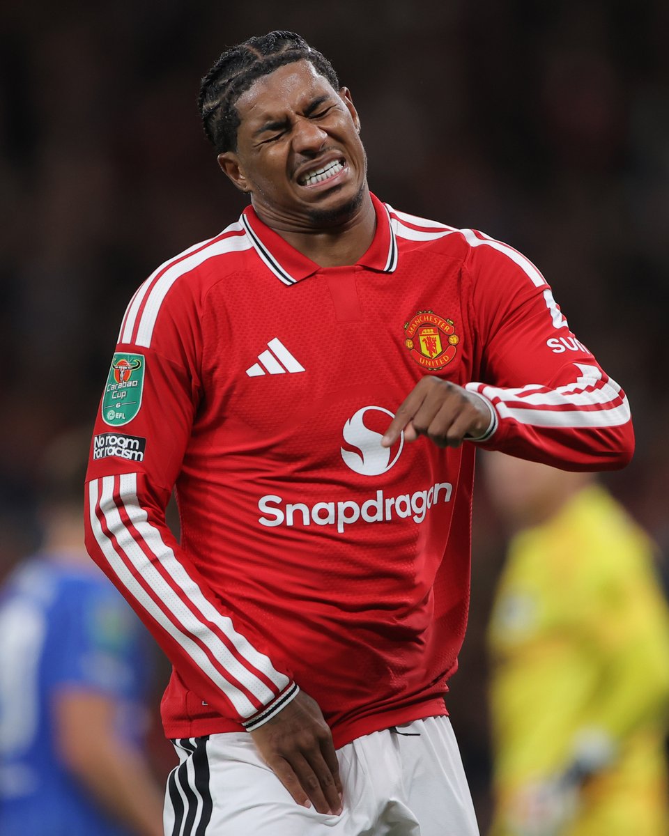 brfootball's tweet photo. 10': Man Utd 2-0 Brighton
FT: Man Utd 2-3 Brighton

United crash out of the League Cup, losing at home after being up 2-0 for the first time in FIFTY years 🫠⬇️ https://t.co/I6HtRuGtlx