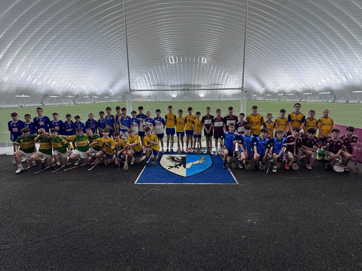 ConnachtGAA's tweet photo. 11 clubs representing each of the 5 counties tonight! Great to be back in the University of Galway Connacht GAA AirDome for the U13 Hurling Skills Challenge! #ConnachtGAA https://t.co/RWZ0VMIcsT