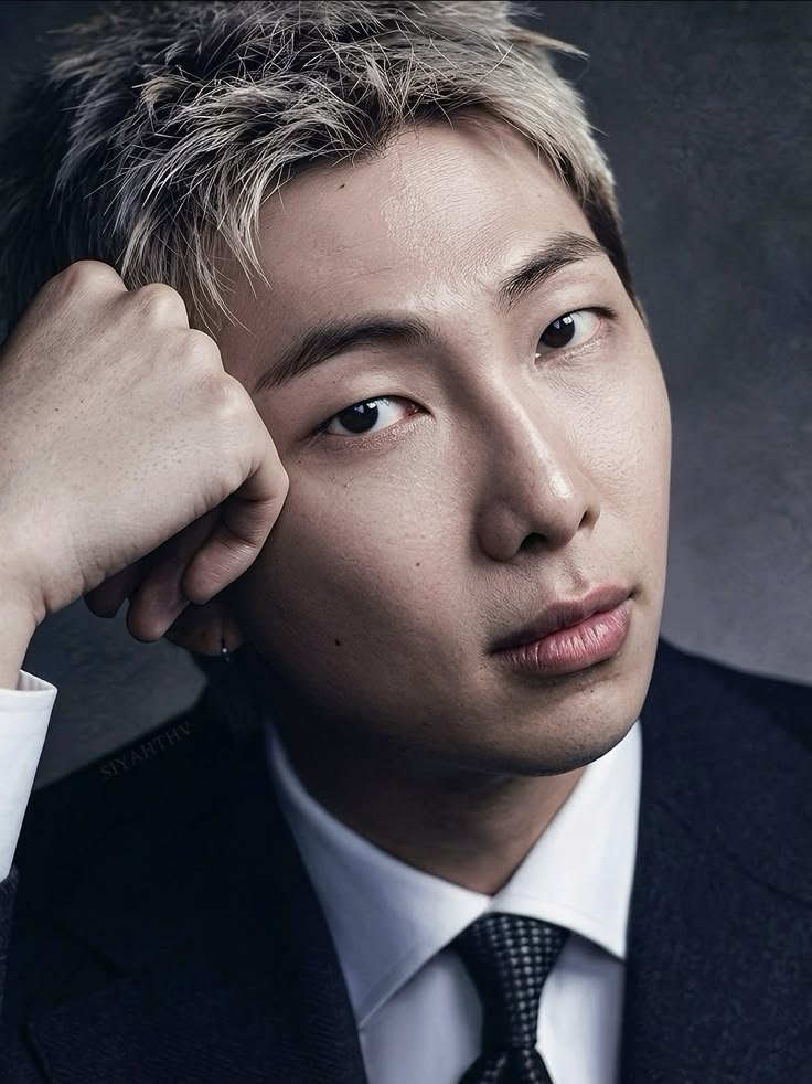 HateCrave's tweet photo. Namjoon and RM have split after 14 years of working together https://t.co/RRflQ59SmZ