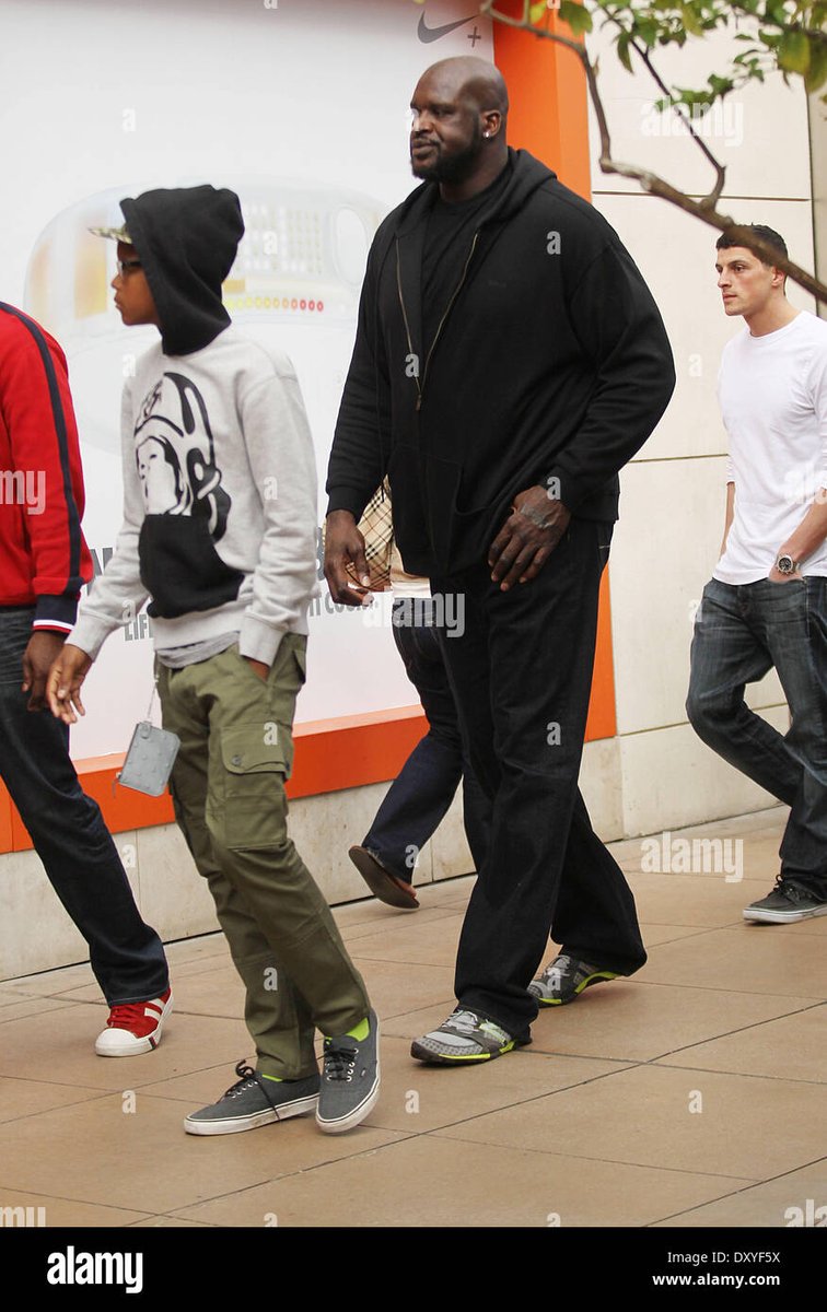 egg335374's tweet photo. Yes, they can be enormous and still be born female, like Shaquille O'Neal.

But their crisscross lady gait always gives them away ...every single time.

When you start paying attention the world looks a whole lot different. https://t.co/mWsxJPLXHd