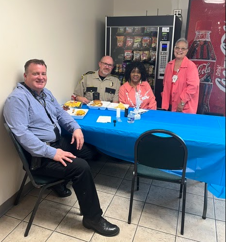 cshbrazosvalley's tweet photo. Our Grimes Hospital was honored to once again provide a meal for first responders on Patriots Day. 

Thank you for your service to our community!

#PatriotsDay #FirstResponders https://t.co/D51v1SzQNt