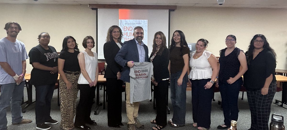 NMSUNews's tweet photo. The New Mexico Attorney General, Raúl Torrez, visited NMSU on Tuesday, Sept. 15, to meet with the student group Humans for Humans (H4H) and their criminal justice professor, Ida Curtis. There, he shared his insights and experience fighting human trafficking. https://t.co/3EF2TZWdkI