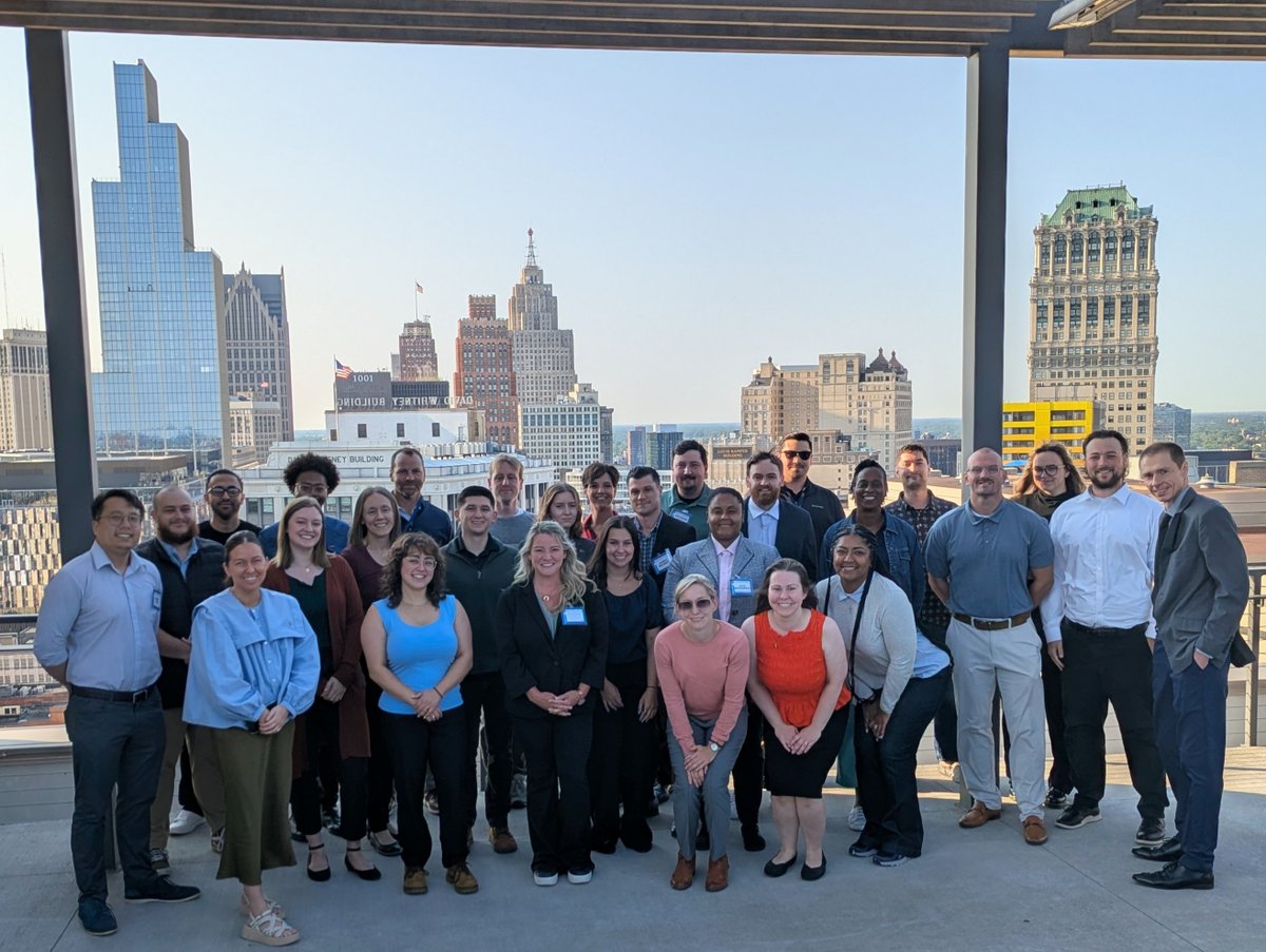 FBIElPaso's tweet photo. #DYK The FBI’s Office of Private Sector hosts several symposiums each year for private sector analysts. These events are designed to enhance information-sharing, strengthen partnerships, address challenges, and improve analytic rigor between the #FBI and our private sector partners. This year, Integrated Analyst Symposiums (IAS) were held in California, Michigan, and Virginia, and future symposiums are planned in Washington, Ohio, and the DC metro area. Want to learn more? Contact your local FBI field office and ask to speak with the Private Sector Coordinator. #Partnerships