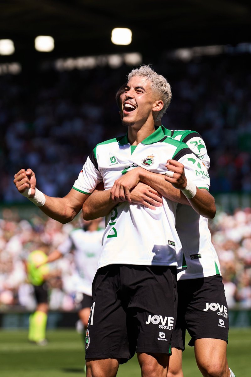 lnstantFoot's tweet photo. C’est déjà le SIXIÈME BUT de Yassir Zabiri cette saison !!! 🇲🇦

Le Marocain est MONSTRUEUX ! 😮⚡️ https://t.co/4CABsPw5XS