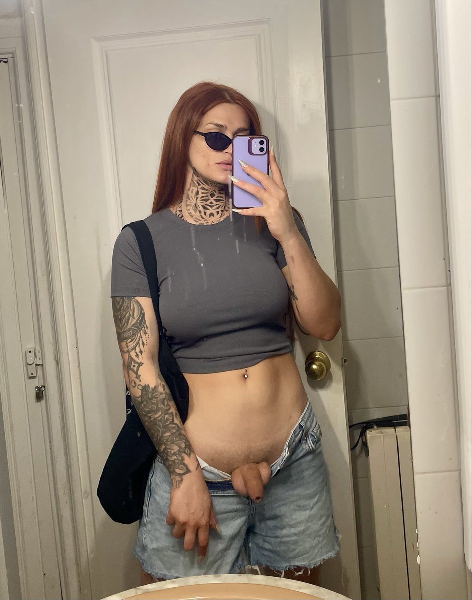 MissSaraxxxx's tweet photo. Looking for fun and eager to fuck all night long. 😈🔥 https://t.co/h4mS0odMaA