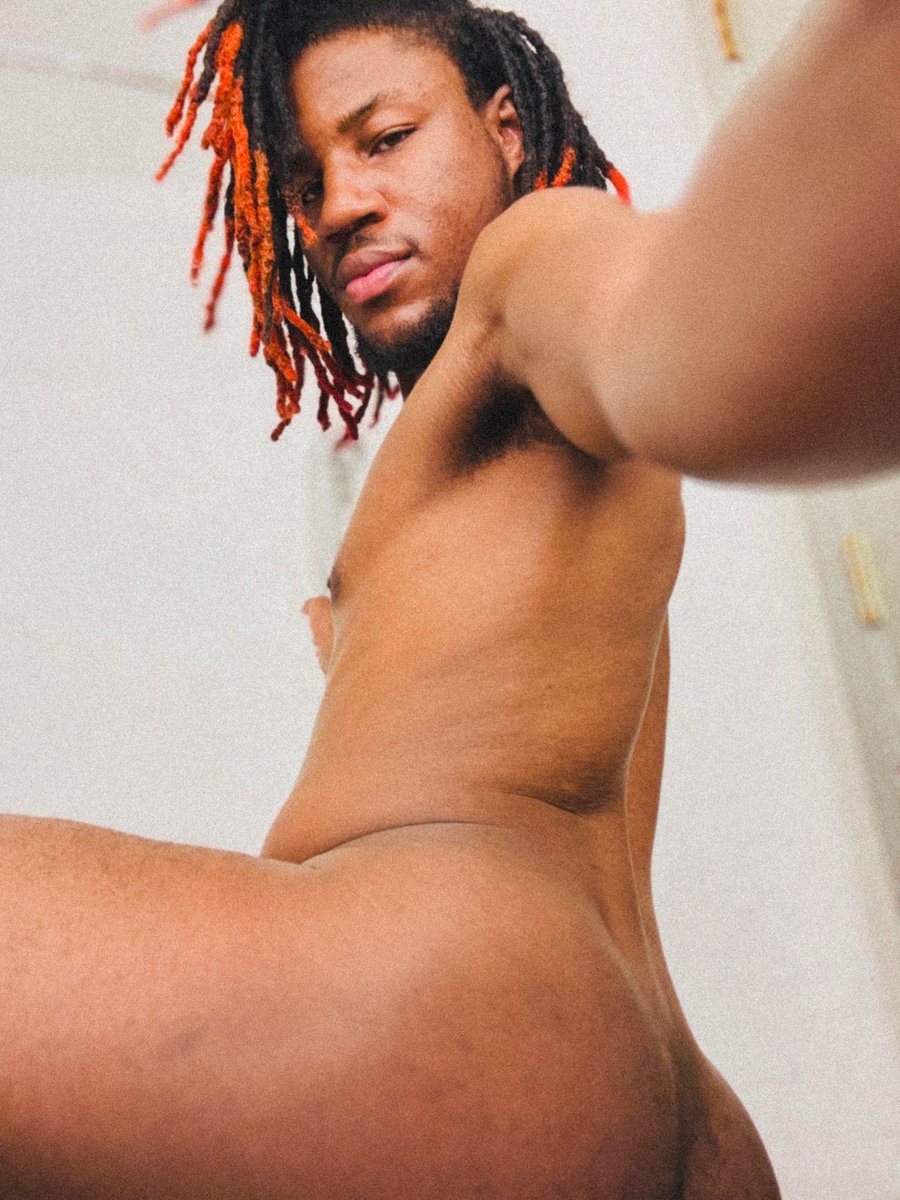 301HwyDancer's tweet photo. Grip it, eat it, smack it, finger fuck it, repeat then fuck 😈 me down Daddi🩷…💌💋 https://t.co/BqaXaIEc0E