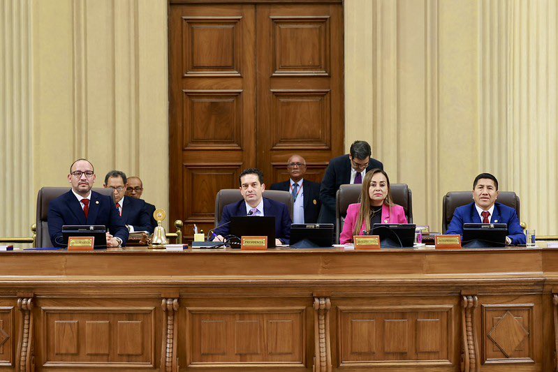 NilzaChaconT's tweet photo. 🇵🇪 #AHORA | El Pleno del Senado aprobó la autorización para que la presidenta de la República viaje a Nueva York, del 21 al 25 de septiembre, para participar en las actividades de la 81.ª Asamblea General de las Naciones Unidas. https://t.co/vJTbmufaVo