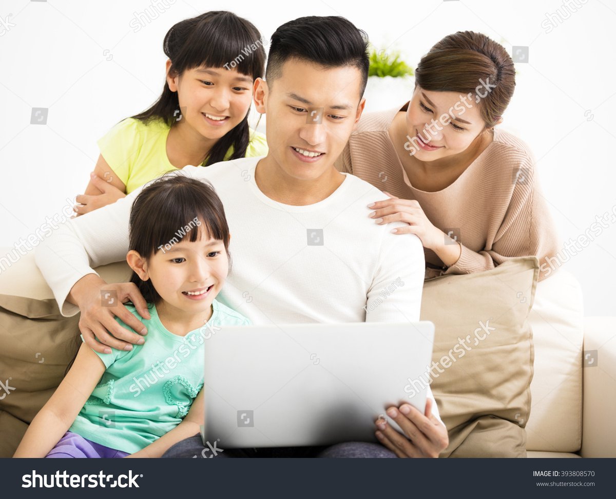tinyx312002's tweet photo. Watched old home videos with Mom and Dad tonight—laughing till our sides hurt over that disastrous holiday cooking fail from 2019.  #FamilyMoments https://t.co/cT2a40IQVV