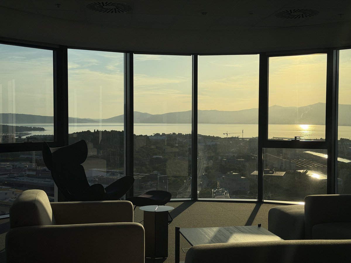 saralucijad's tweet photo. The views and sunsets from our @daytonaio office in Croatia are the reason I come to the office every day. This is just so healing for the soul. 💙 https://t.co/5lShhAItnl