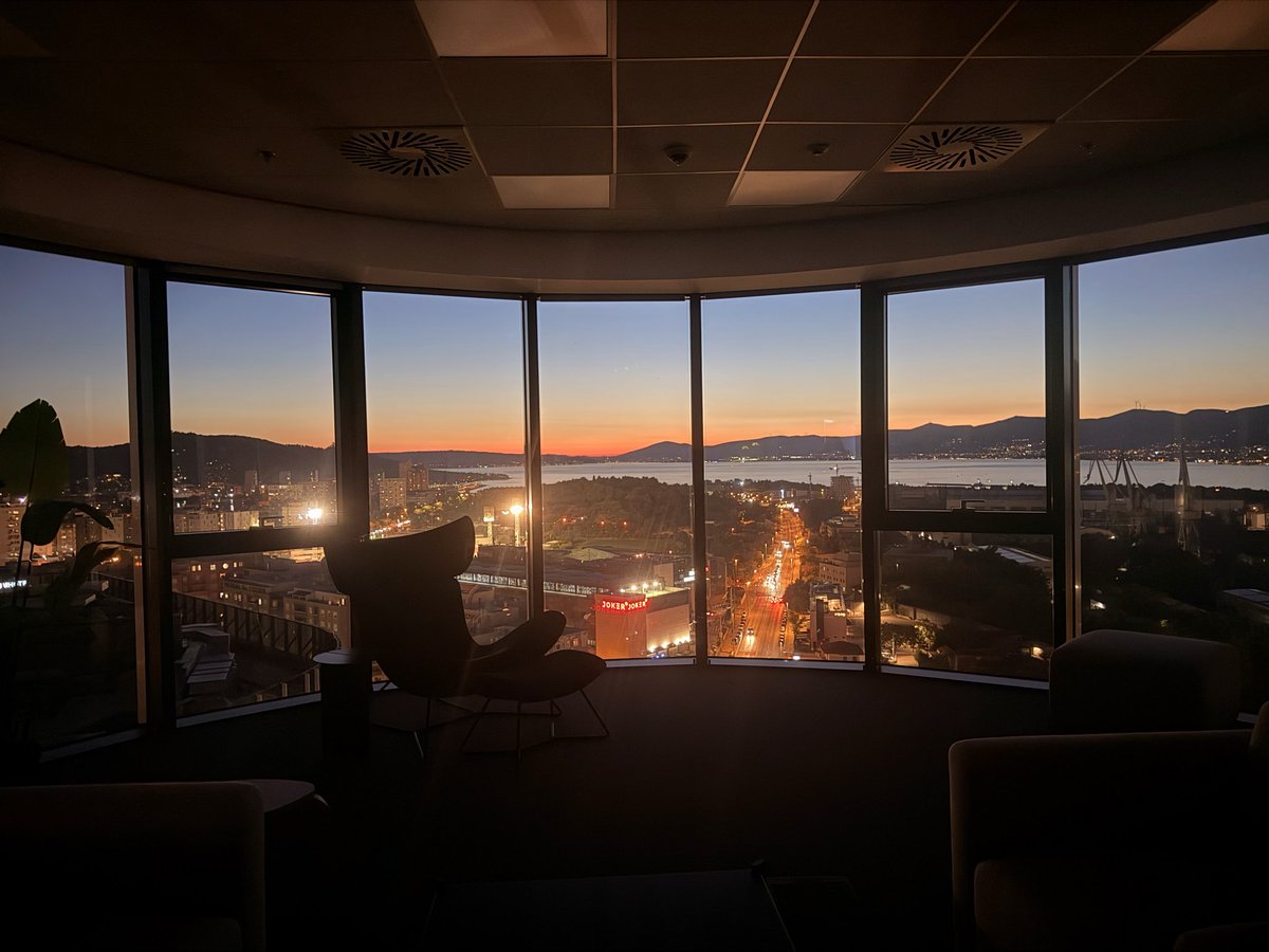 saralucijad's tweet photo. The views and sunsets from our @daytonaio office in Croatia are the reason I come to the office every day. This is just so healing for the soul. 💙 https://t.co/5lShhAItnl
