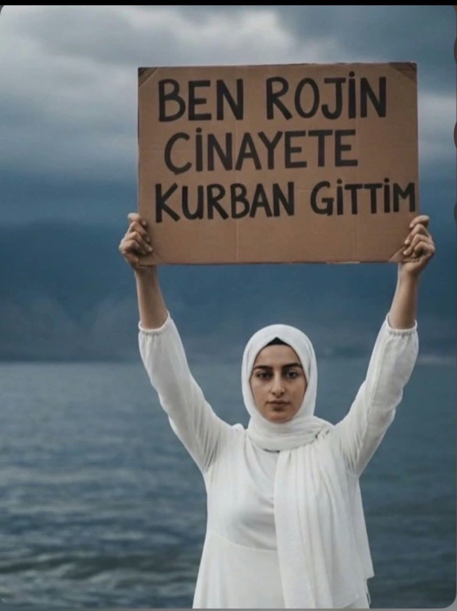 BozdagAzime's tweet photo. 2 yıldır kayıp olan Rojin'in çaresiz babası, Bilal Erdoğan'dan yardım istedi.
Bilal Erdoğanın tavrı ise sosyal medyada en çok tartışılan konular arasında ilk sırayı aldı. 
#RojinKabaişİçinAdalet https://t.co/pu7lfwds75