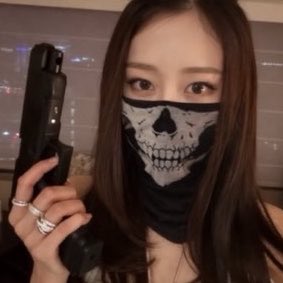hachiine's tweet photo. #NovaFotoDePerfil COM A GISELLE PRA SEMPRE MEUS AMORES VOCÊS NÃO VÃO CANCELAR ELA NUNCA https://t.co/SqiD7s2v9b